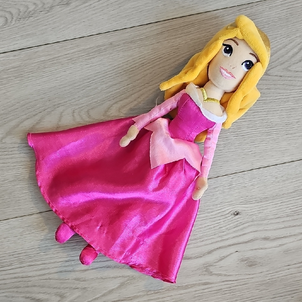 Disney‎ Princess Aurora 12" Plush Doll